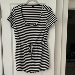 SHEIN Monochrome Striped Romper